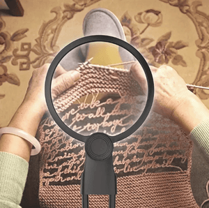 Hands Free Hanging Neck Magnifying Glass With LED Light