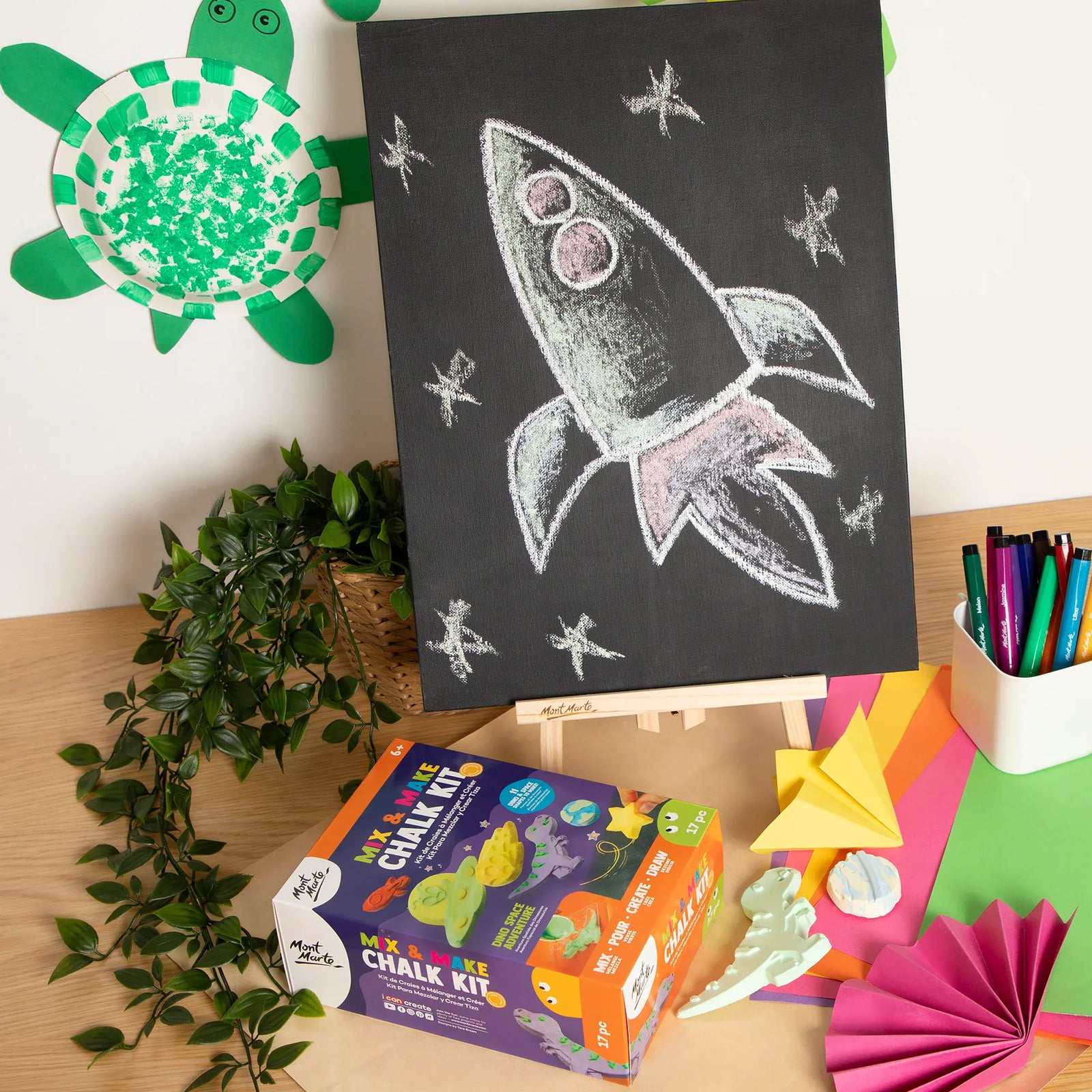 Mont-Marte-Mix-and-Make-Chalk-Kit-17-pc-Dino-Space-Adventure-MMKC0296_V01-Finished